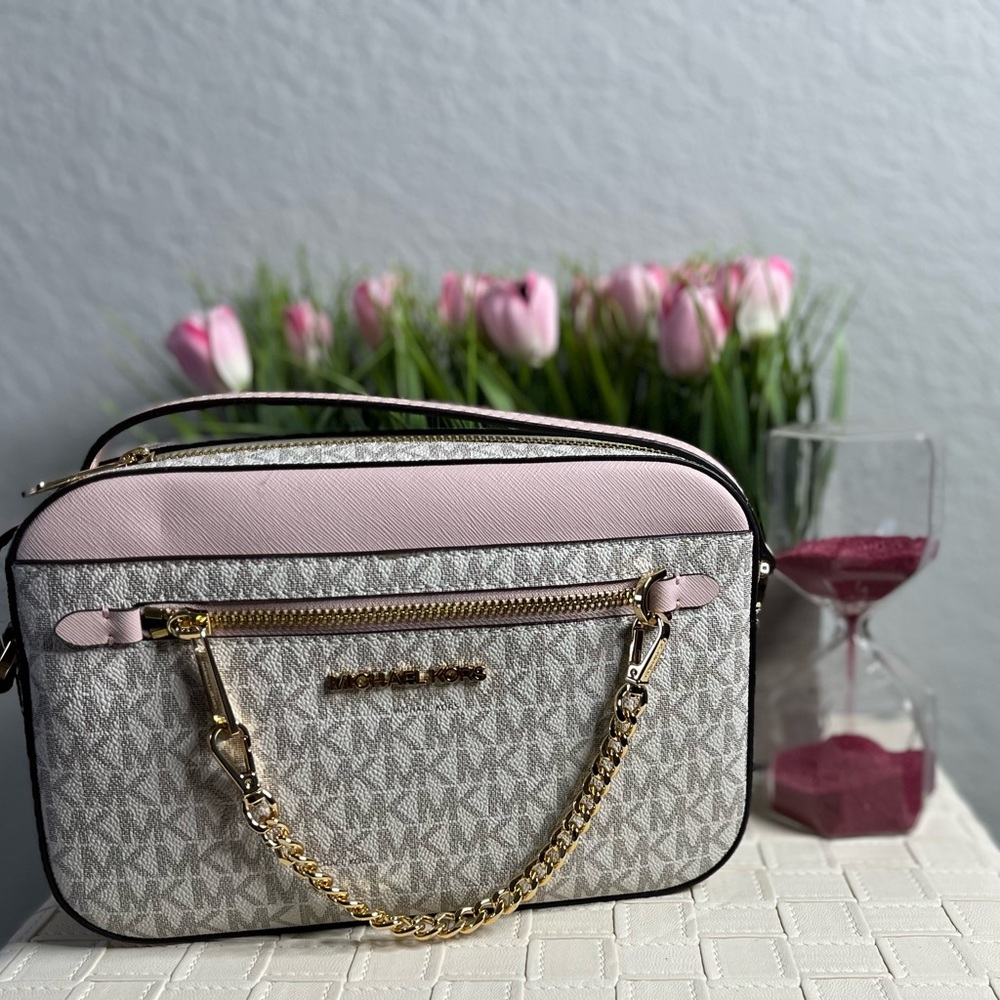 Michael Kors Purse (pink and white)